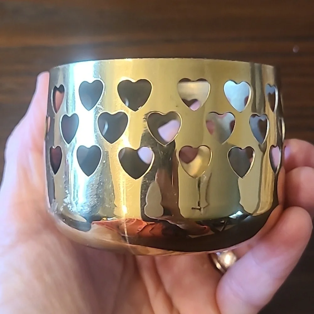 brass candle holder cut out